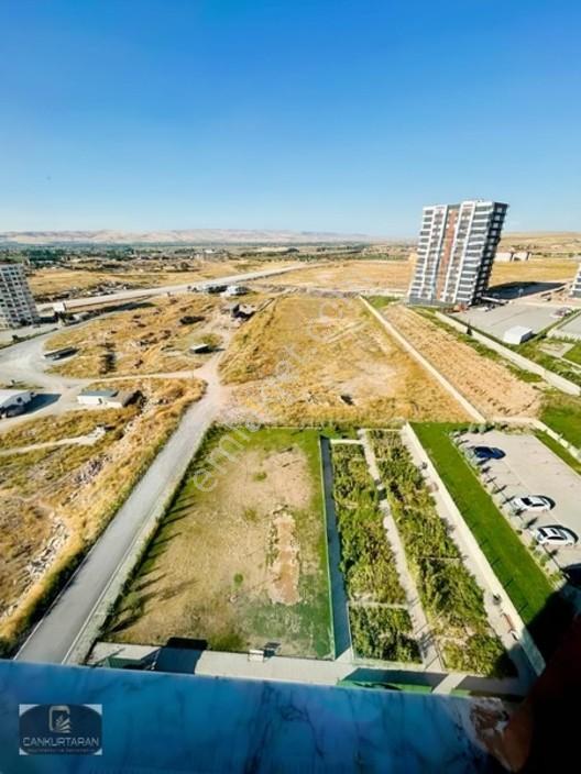 İldem E 15 Blokda 1.Kat 4+1 Sıfır Daire