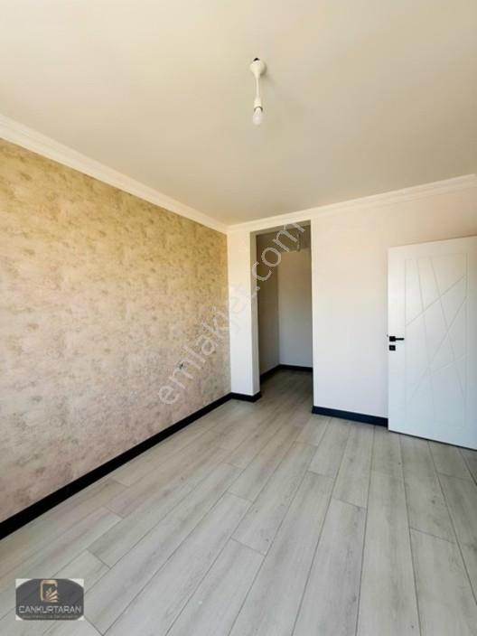 İldem E 15 Blokda 1.kat 4+1 Sıfır Daire — fotoğraf 9