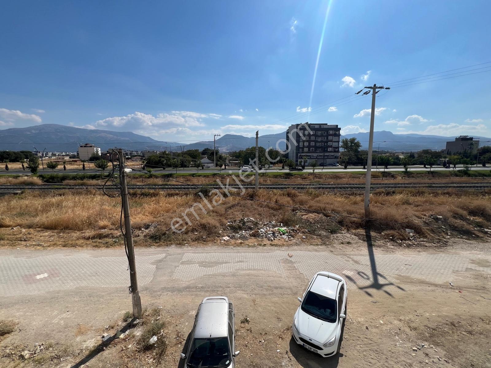 Çözüm Emlak'tan Muradiye'de Önü Açık 1+1 Satılık Sıfır Daire — fotoğraf 12