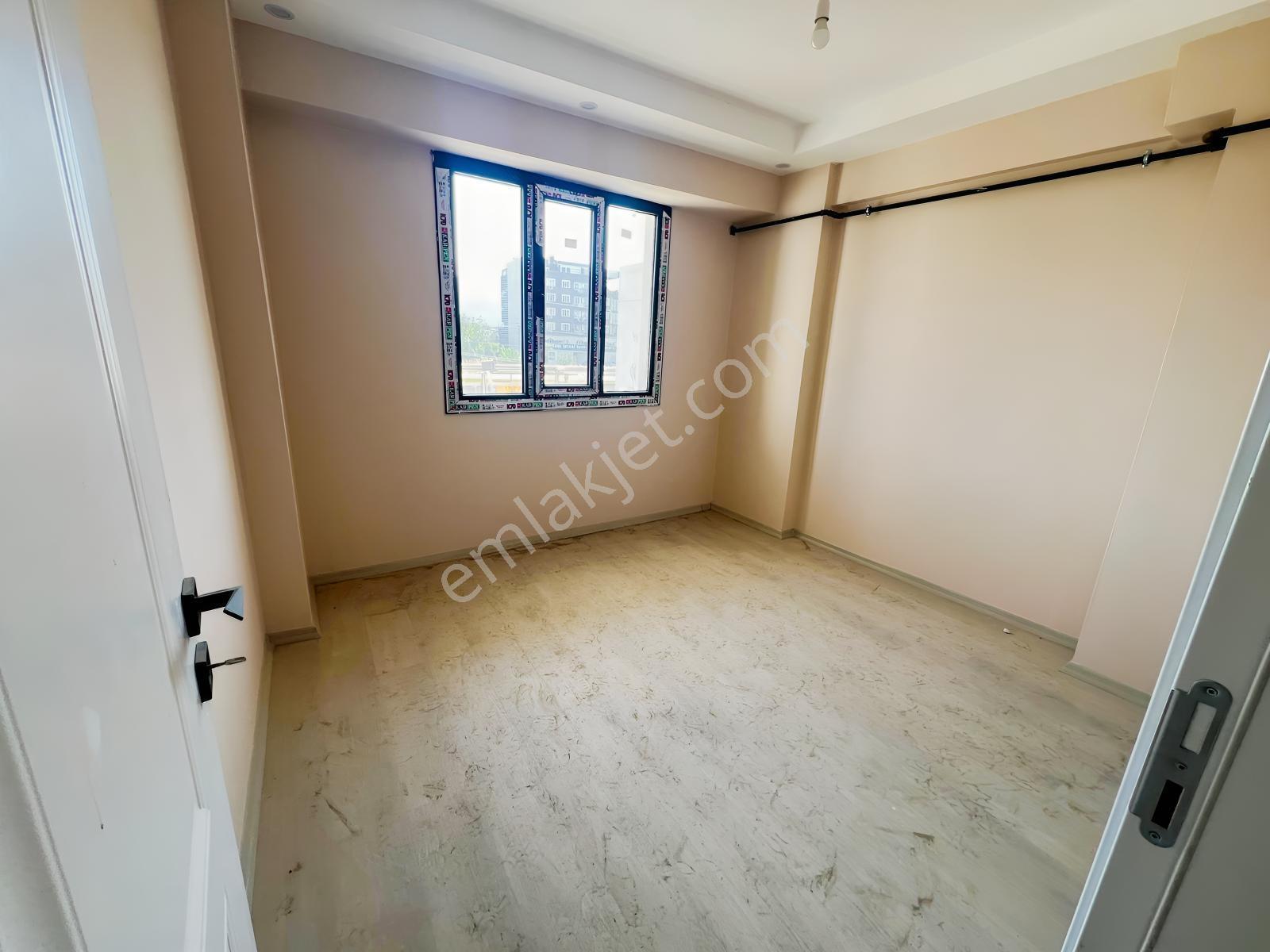 Çözüm Emlak'tan Muradiye'de Önü Açık 1+1 Satılık Sıfır Daire — fotoğraf 17