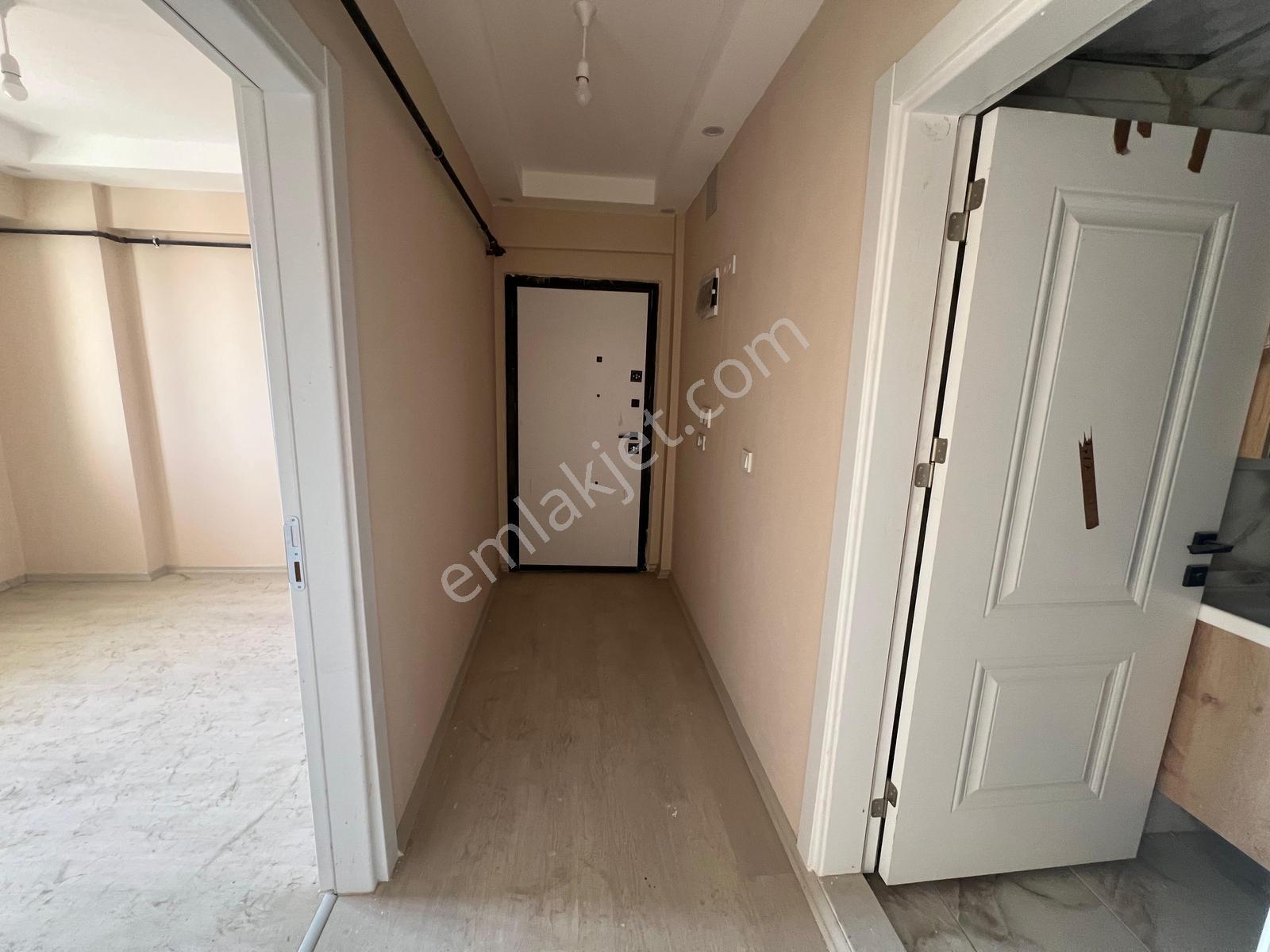 Çözüm Emlak'tan Muradiye'de Önü Açık 1+1 Satılık Sıfır Daire — fotoğraf 19
