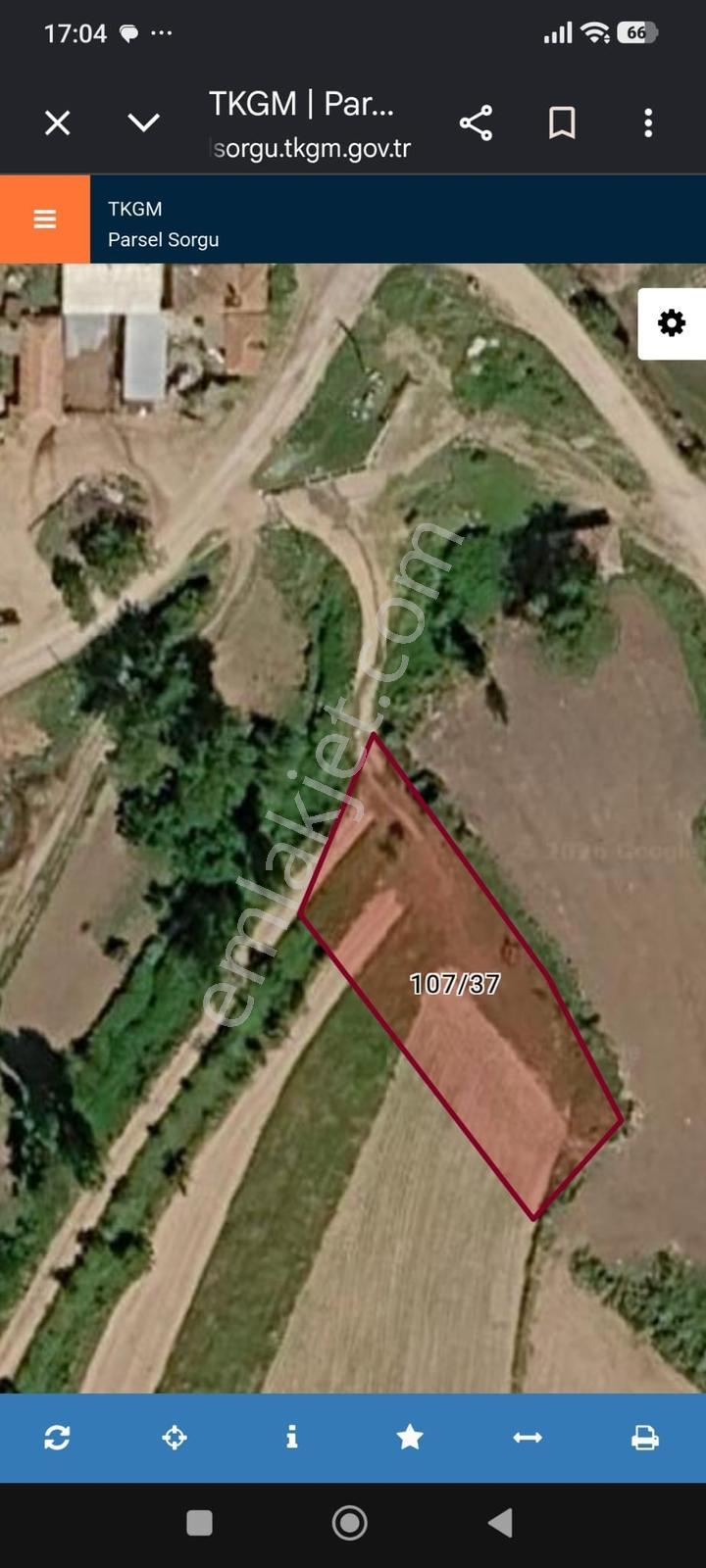 Edirne Çallıdere Köyünde Tek Tapu 1000 M2 Köy İçinde Uygun Fiyat