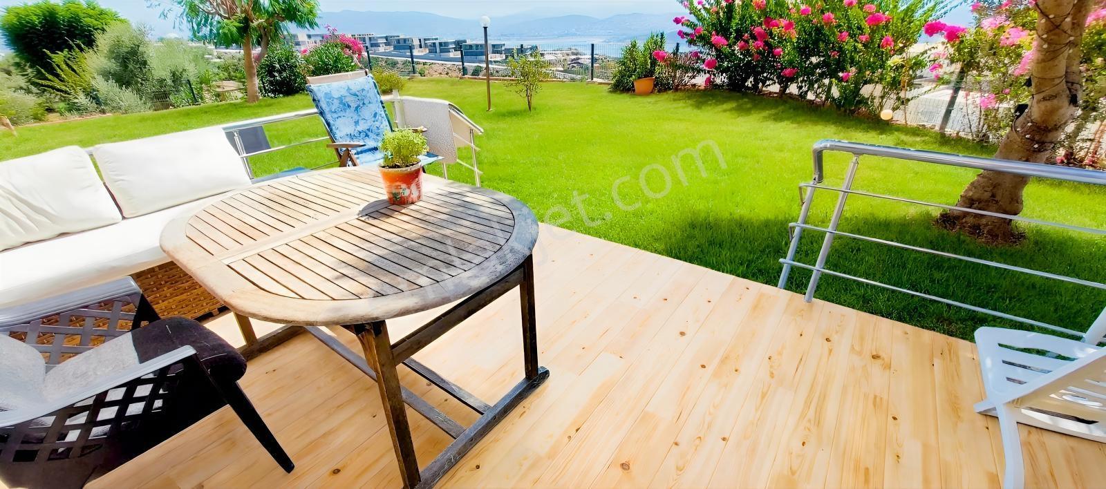 Muğla Bodrum Milas Boğaziçi Adabükü Manzaralı Büyük Bahçe