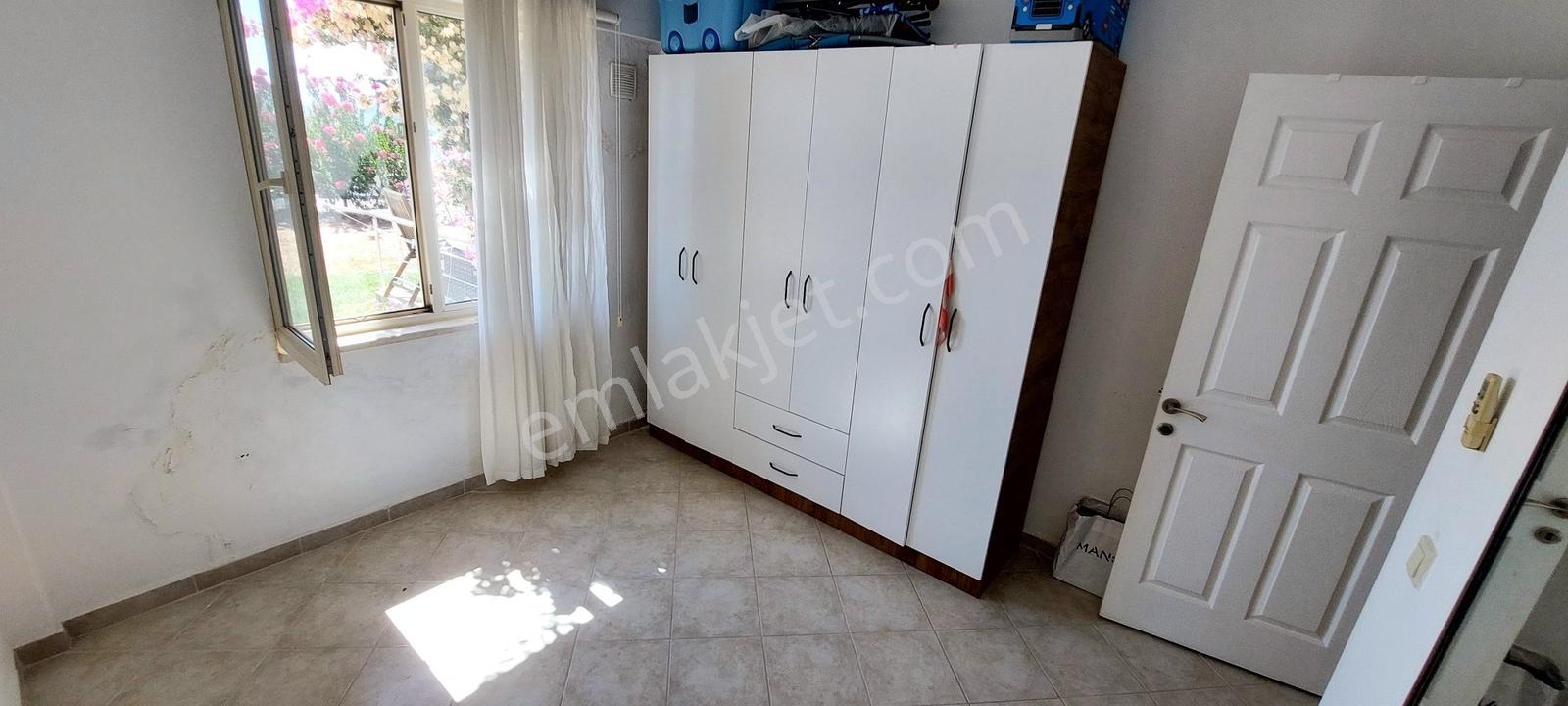 Muğla Bodrum Milas Boğaziçi Adabükü Manzaralı Büyük Bahçe — fotoğraf 14