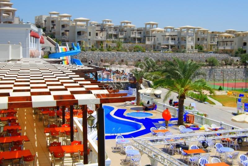 Muğla Bodrum Milas Boğaziçi Adabükü Manzaralı Büyük Bahçe — fotoğraf 31