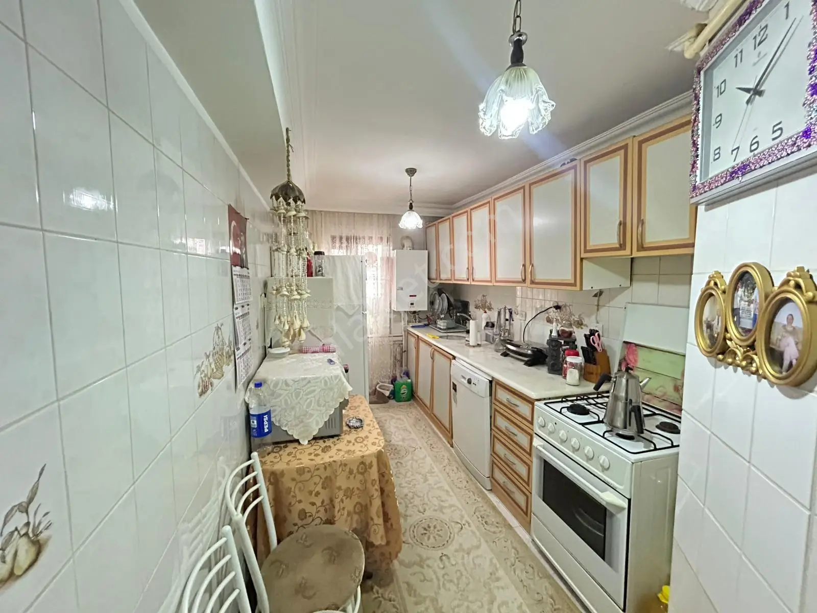 Taner'den Sokullu Caddesinde 3+1 Katta Salon Bağımsız 3 Cepheli Kapalı Garajlı — fotoğraf 3