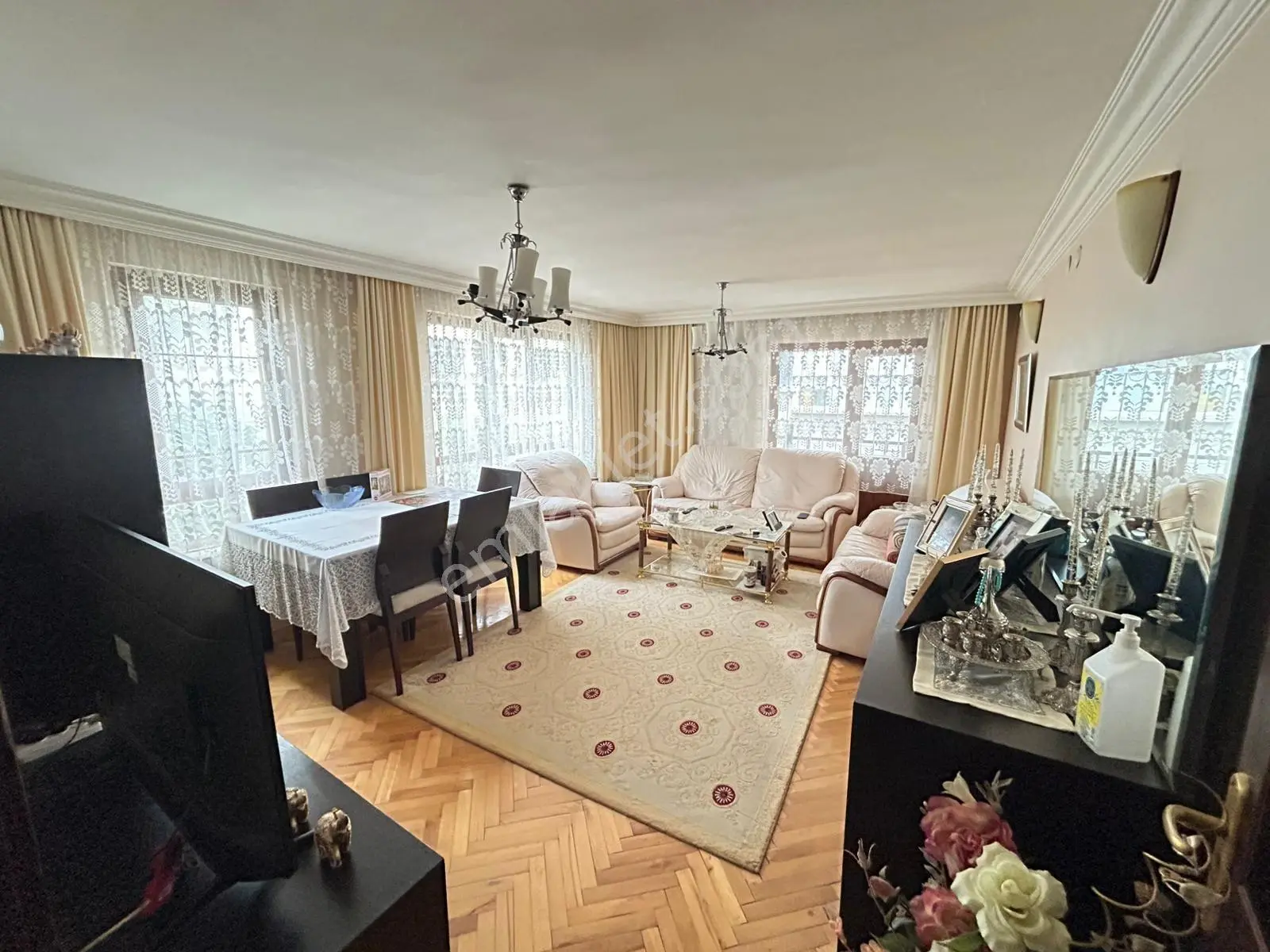 Taner'den Sokullu Caddesinde 3+1 Katta Salon Bağımsız 3 Cepheli Kapalı Garajlı — fotoğraf 21