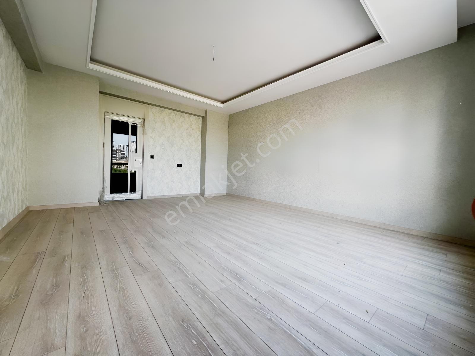 Riva Yapıda Büyük Tip 3,5+1 Yüksek Kredi Uygun Acil Satlik — fotoğraf 10