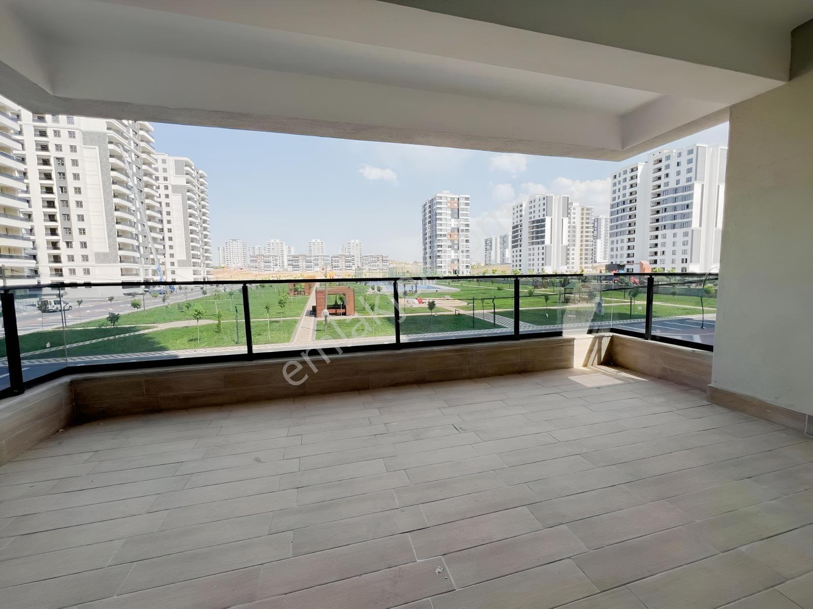 Riva Yapıda Büyük Tip 3,5+1 Yüksek Kredi Uygun Acil Satlik — fotoğraf 13