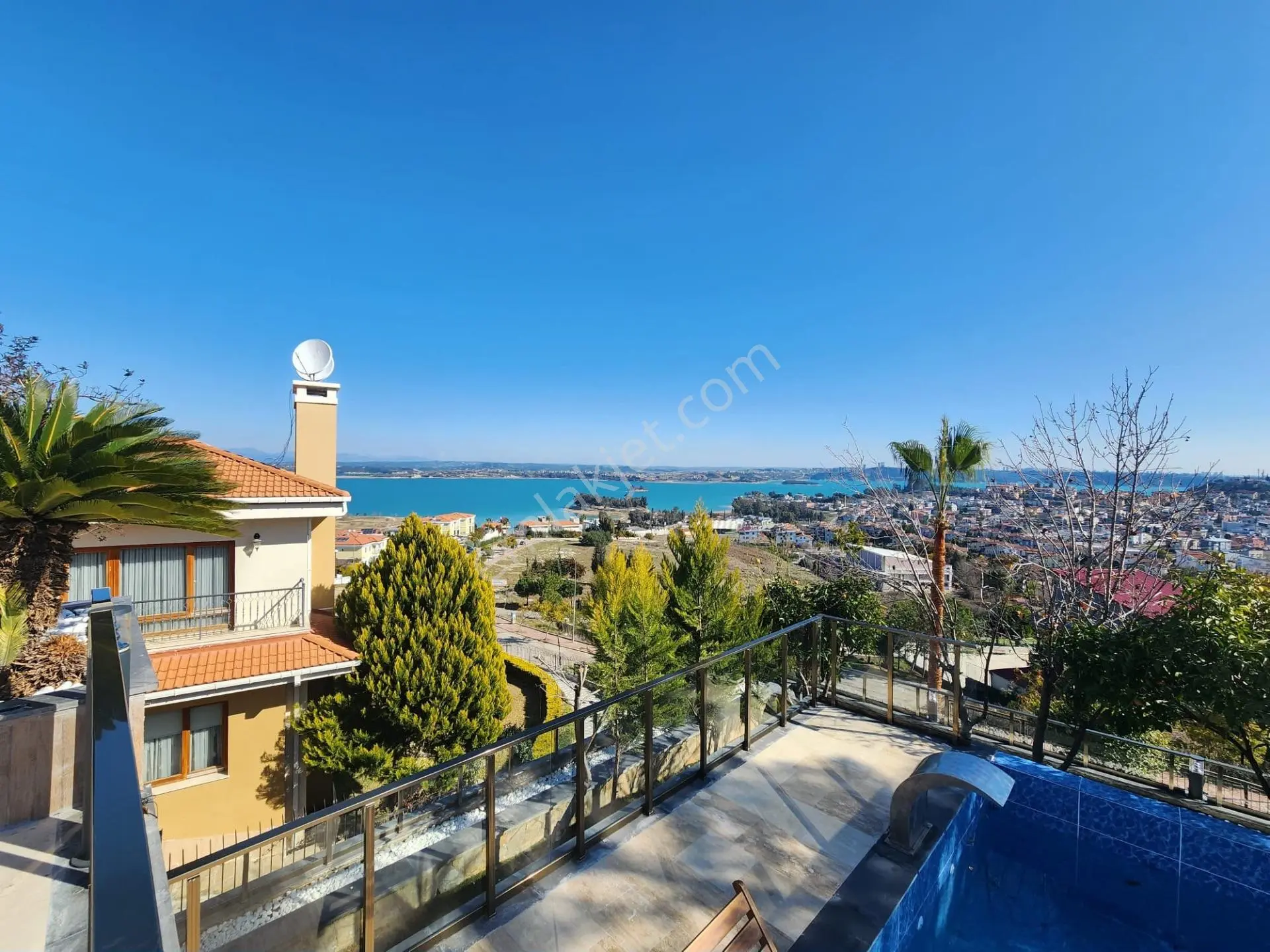 Karslılar 11+2 Panoramik Göl Manzara 1200m2 Arsa 800m2 Oturum 4katlı 5banyo Dgaz 11-15yaş Havuz — fotoğraf 25