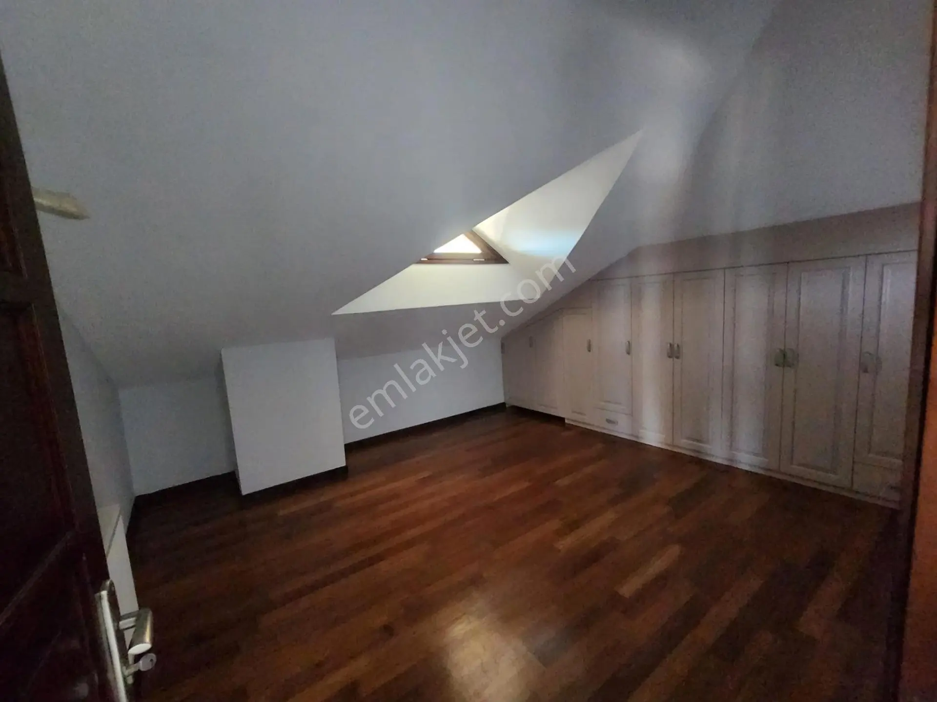 Karslılar 11+2 Panoramik Göl Manzara 1200m2 Arsa 800m2 Oturum 4katlı 5banyo Dgaz 11-15yaş Havuz — fotoğraf 28