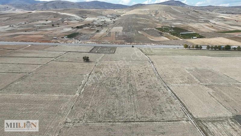 Korkuteli Beğişte 8.912 M² Satılık Tarla Ana Yola Yakın Yatırım — fotoğraf 7