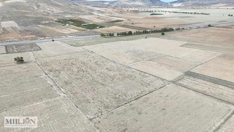 Korkuteli Beğişte 8.912 M² Satılık Tarla Ana Yola Yakın Yatırım — fotoğraf 13