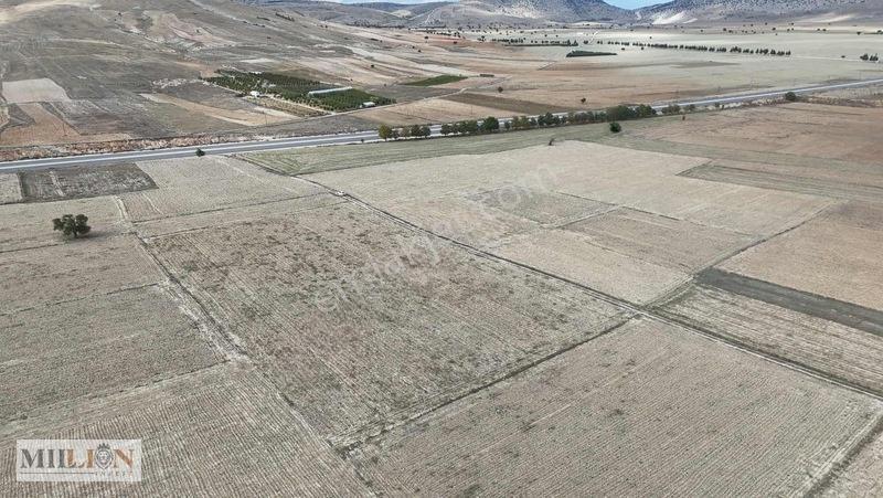 Korkuteli Beğişte 8.912 M² Satılık Tarla Ana Yola Yakın Yatırım — fotoğraf 17