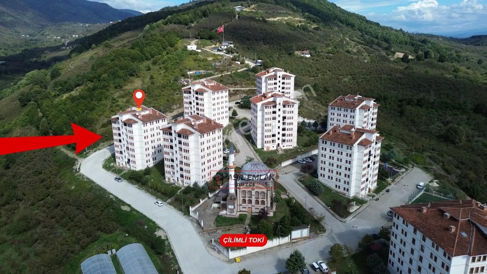 Asil'den Çilimli Toki'de Manzaralı Ara Kat 2+1 Satılık Daire — fotoğraf 2