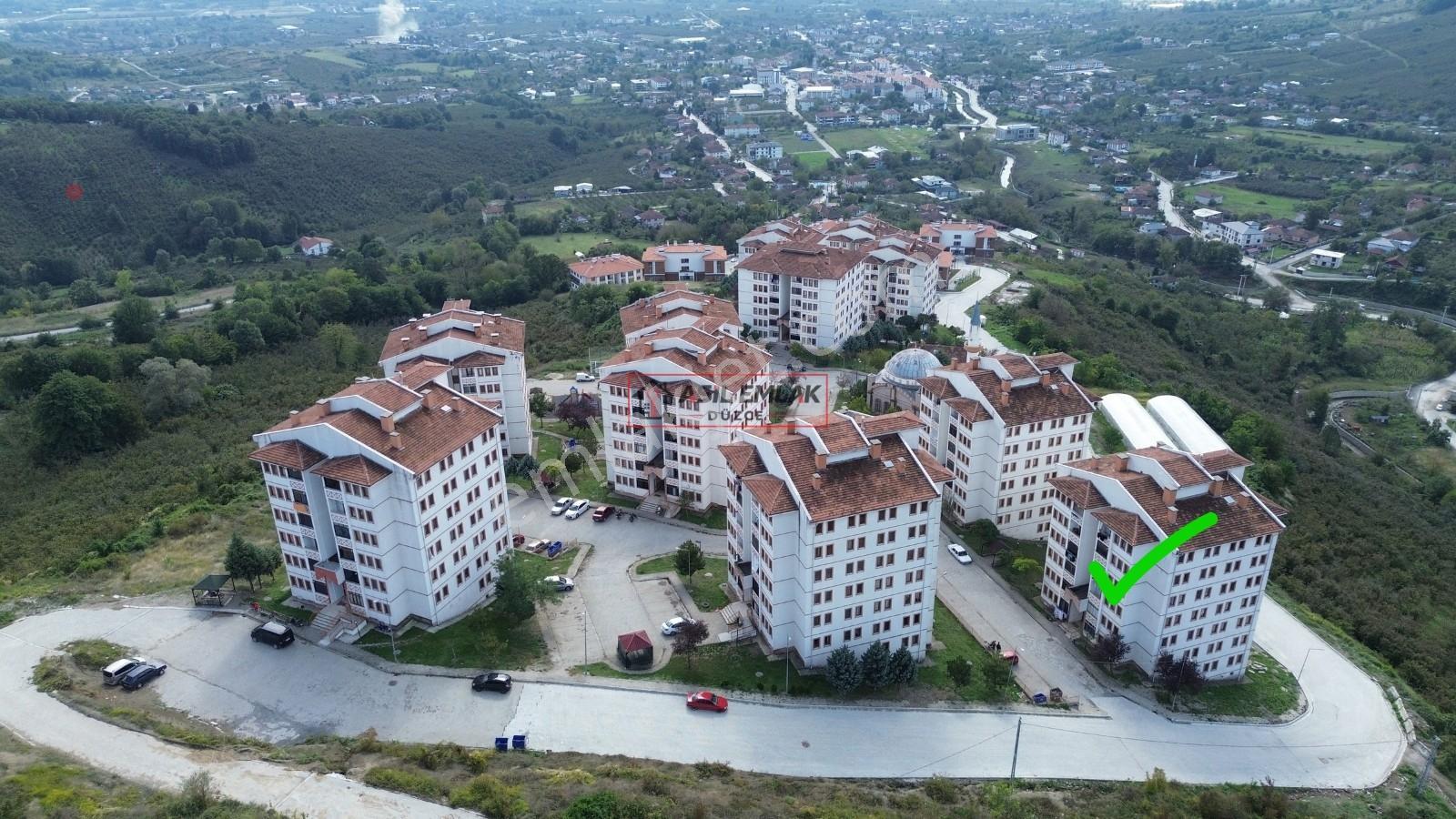 Asil'den Çilimli Toki'de Manzaralı Ara Kat 2+1 Satılık Daire — fotoğraf 6