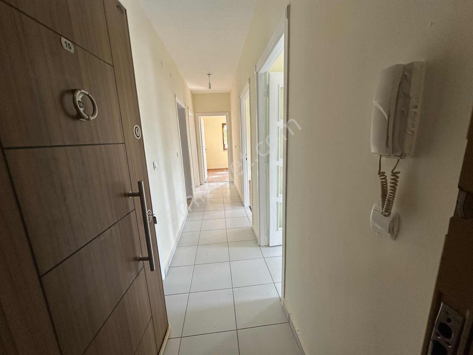 Asil'den Çilimli Toki'de Manzaralı Ara Kat 2+1 Satılık Daire — fotoğraf 10