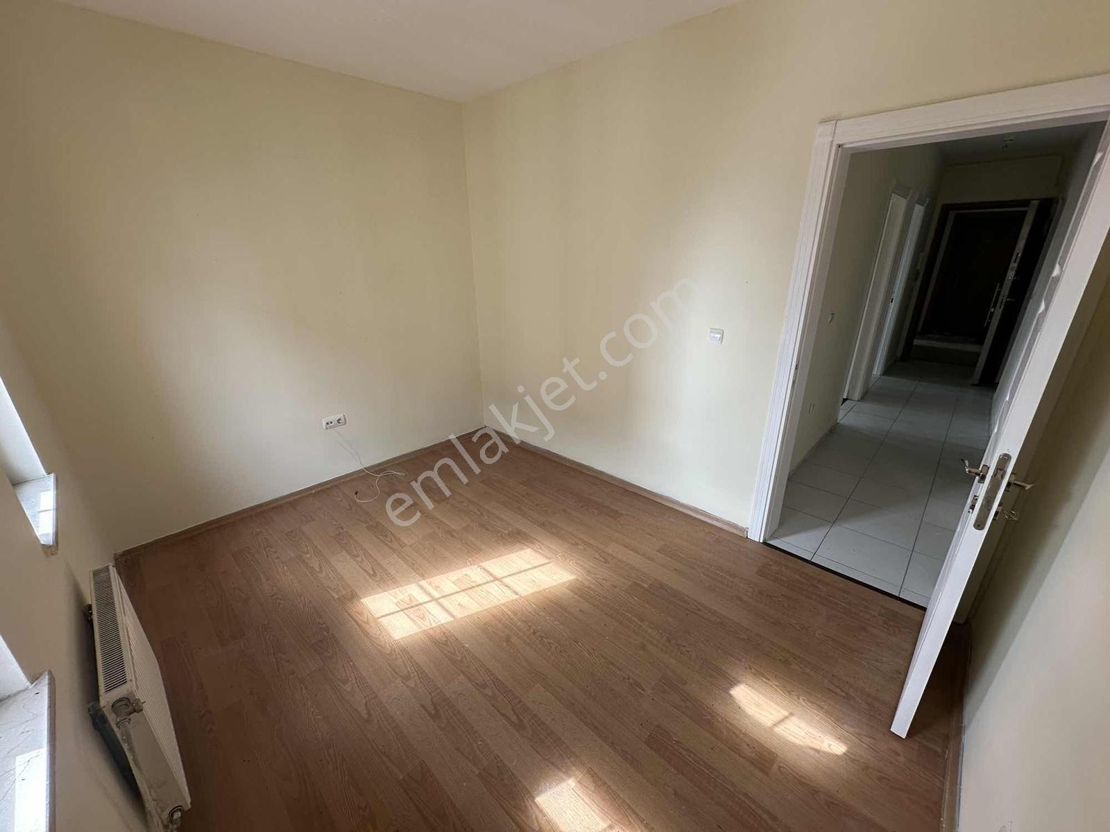 Asil'den Çilimli Toki'de Manzaralı Ara Kat 2+1 Satılık Daire — fotoğraf 16
