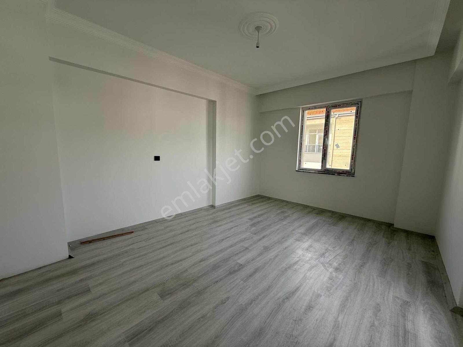 Turgay Şahin'den Osmancık Caddesinde Sıfır 3+1 — fotoğraf 7
