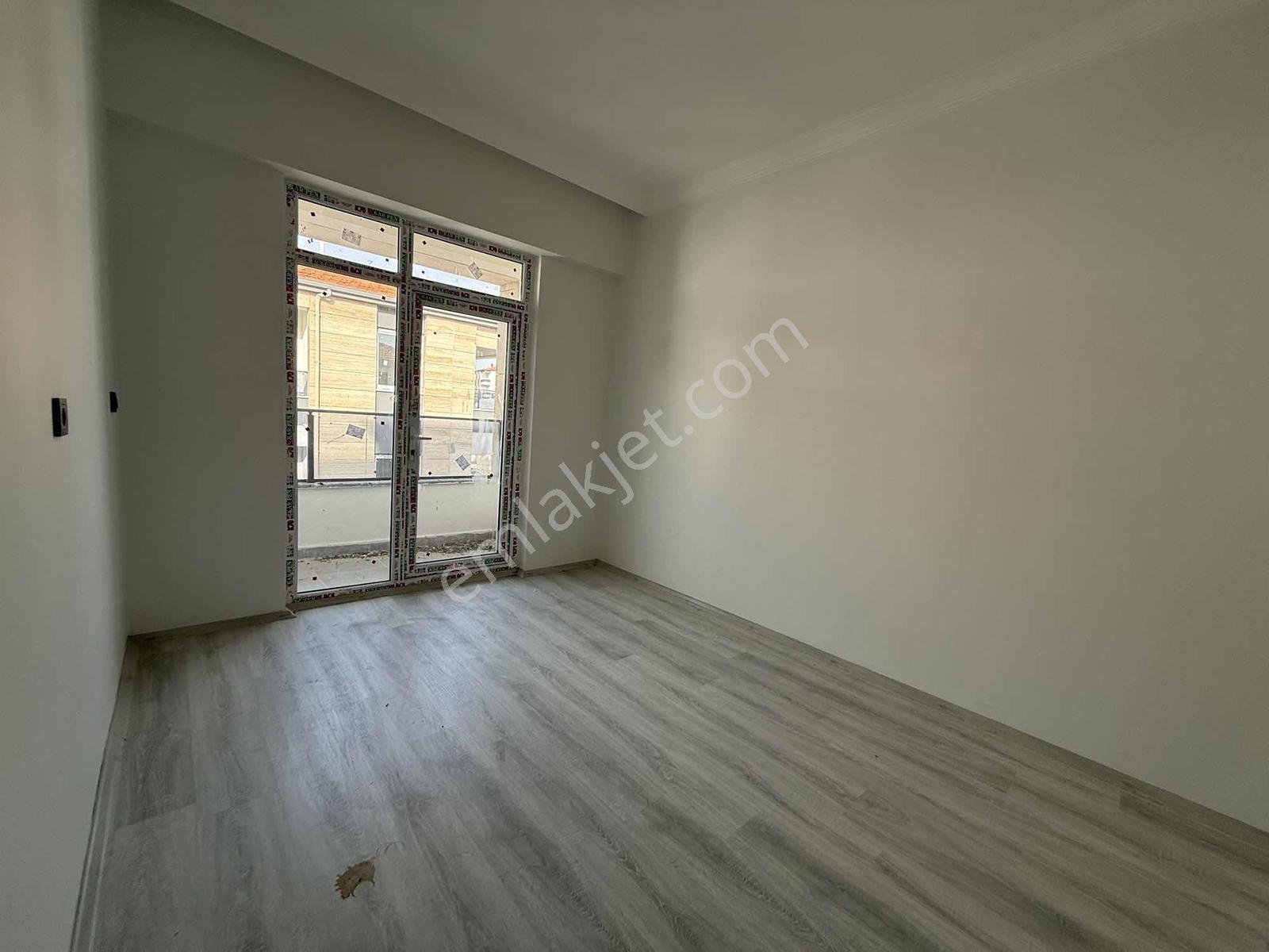 Turgay Şahin'den Osmancık Caddesinde Sıfır 3+1 — fotoğraf 13