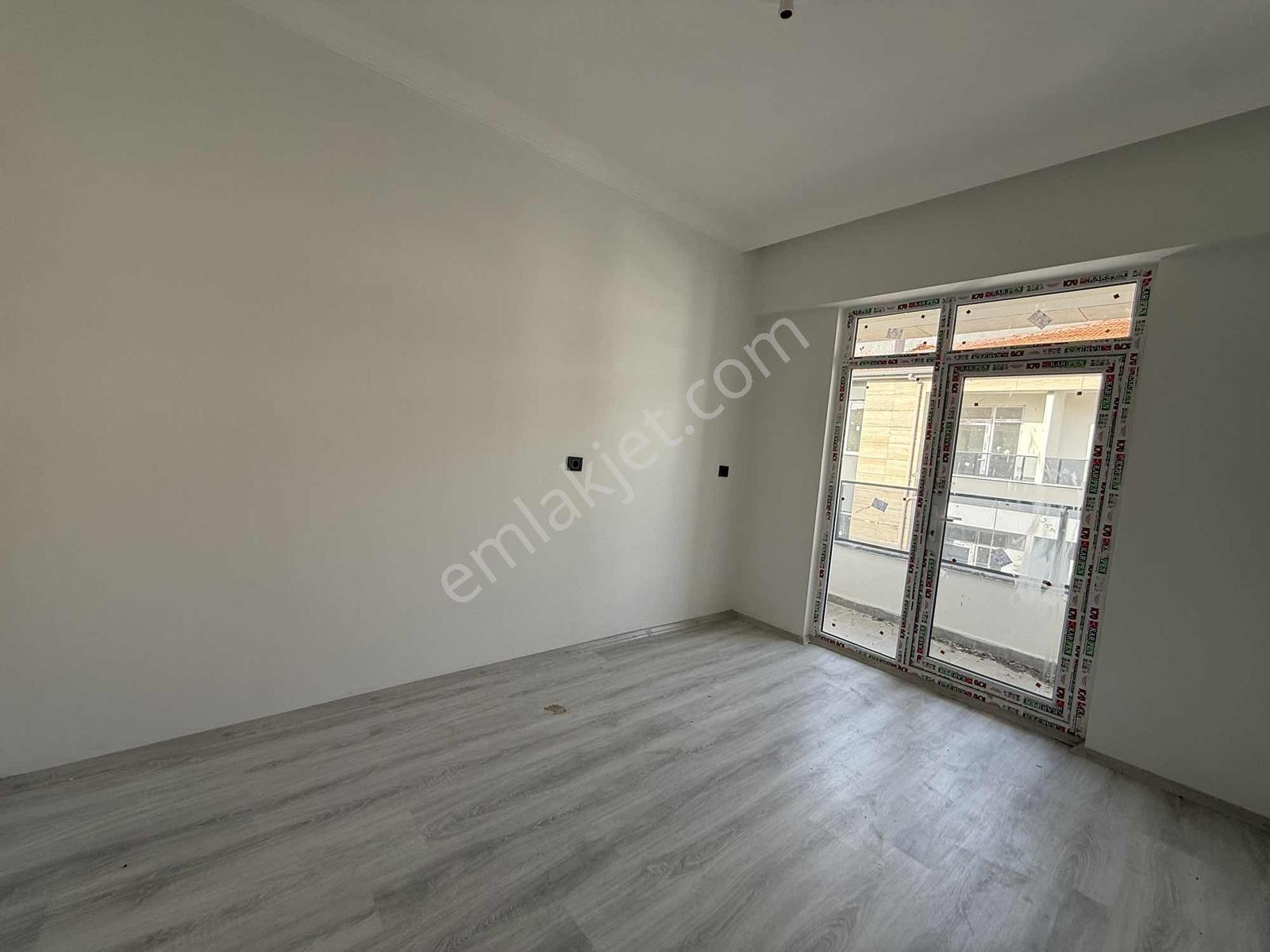 Turgay Şahin'den Osmancık Caddesinde Sıfır 3+1 — fotoğraf 14