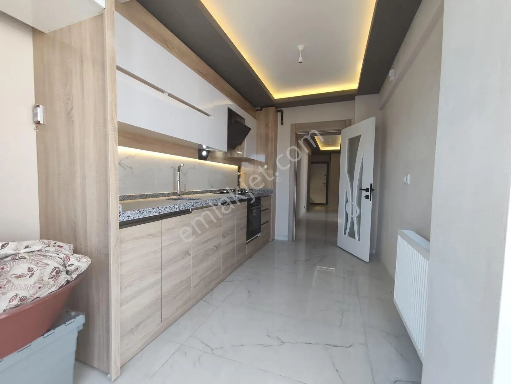 Yılmaz Gayrımenkulden Satılık 2+1 Ön Cephe 3 Son Kat Sıfır Daıre — fotoğraf 10