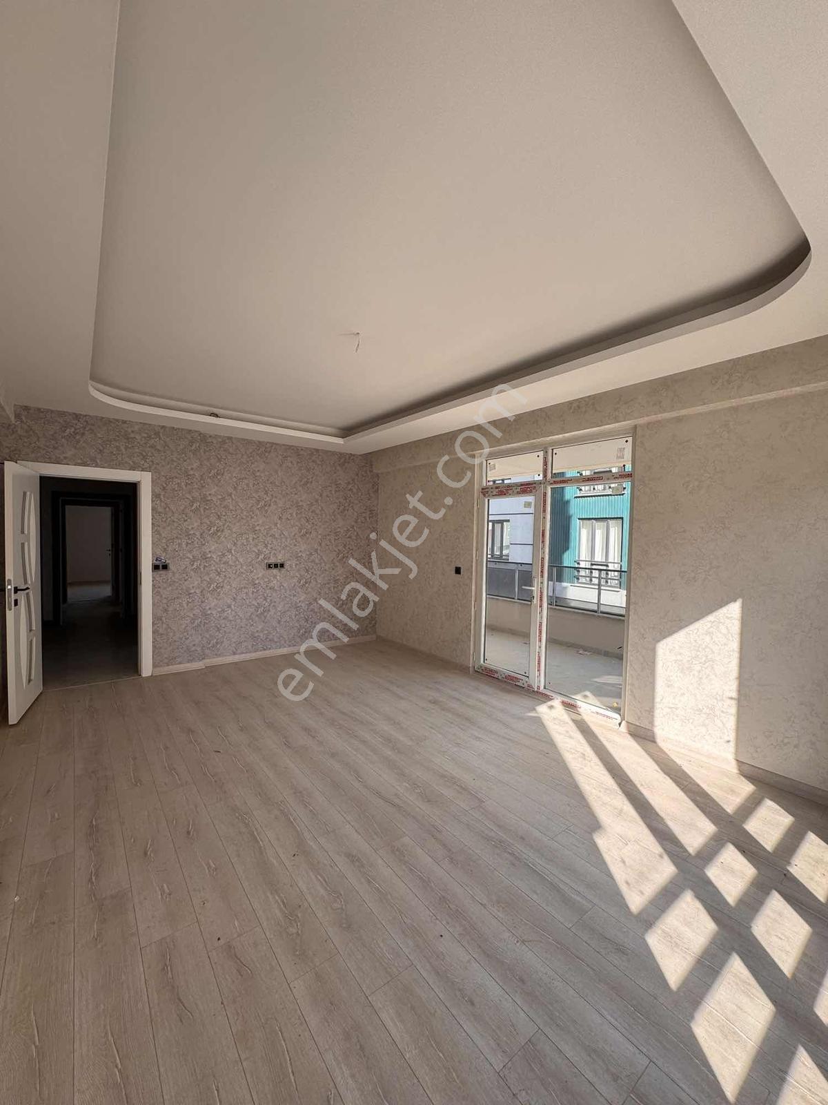 Menzil Caddesin'de 3+1 Satılık Arakat Daire — fotoğraf 10