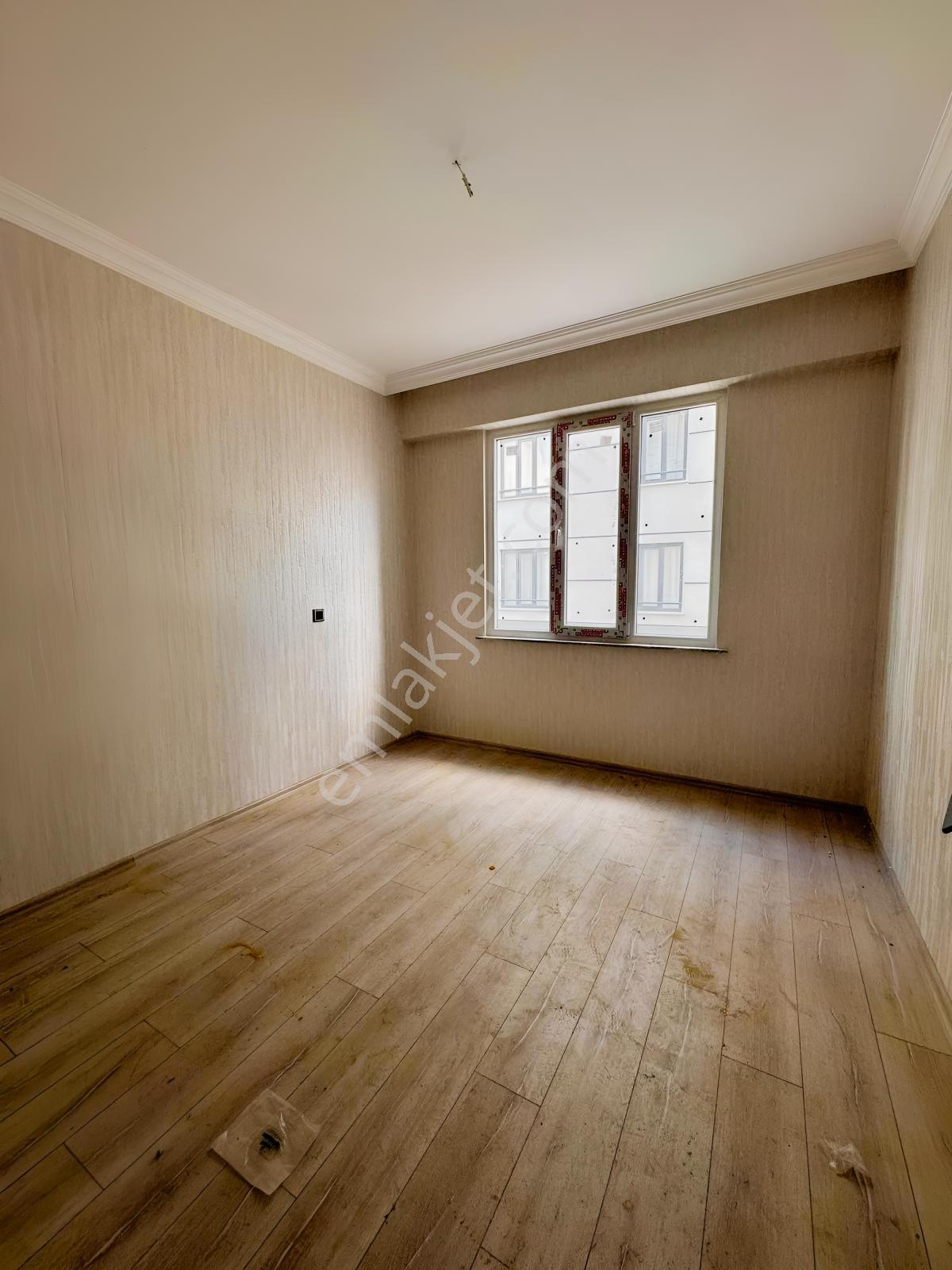 Menzil Caddesin'de 3+1 Satılık Arakat Daire — fotoğraf 19