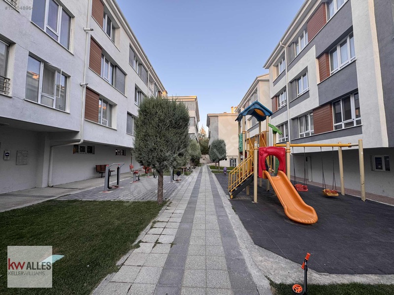 Kw Alles Çamlıca Mh Zade Konutları Satılık Site İçi Geniş 3+1 — fotoğraf 6