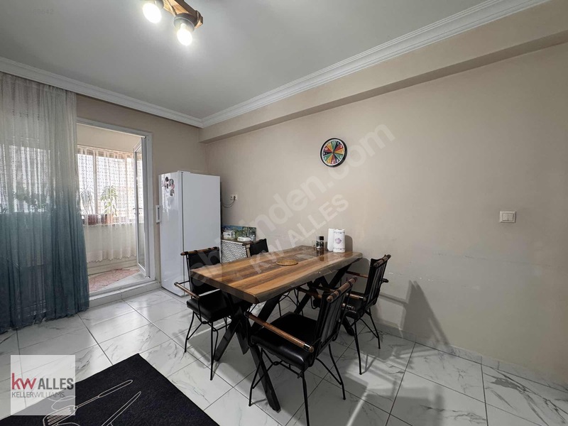 Kw Alles Çamlıca Mh Zade Konutları Satılık Site İçi Geniş 3+1 — fotoğraf 47