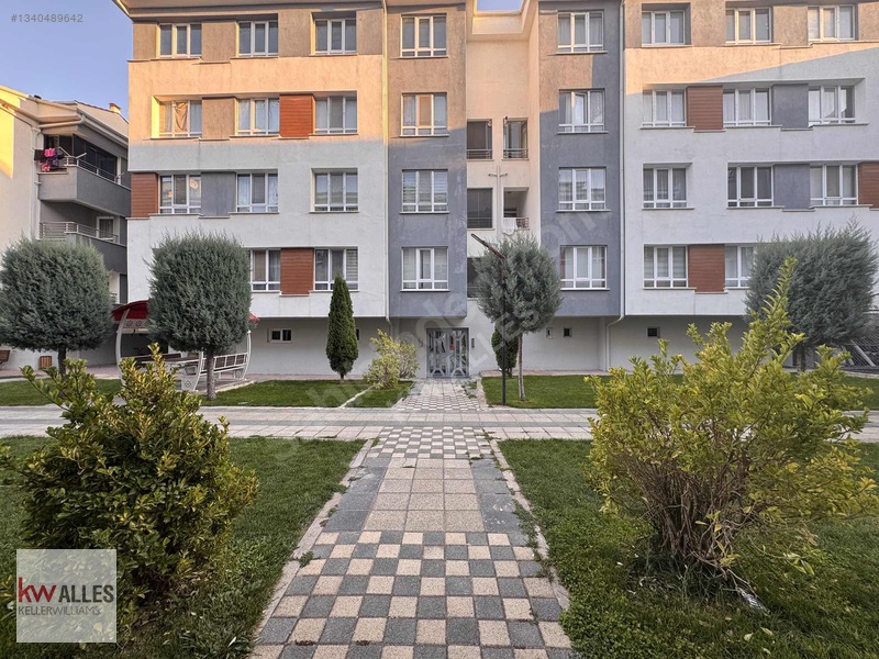 Kw Alles Çamlıca Mh Zade Konutları Satılık Site İçi Geniş 3+1 — fotoğraf 52