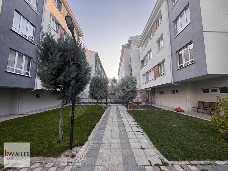 Kw Alles Çamlıca Mh Zade Konutları Satılık Site İçi Geniş 3+1 — fotoğraf 53
