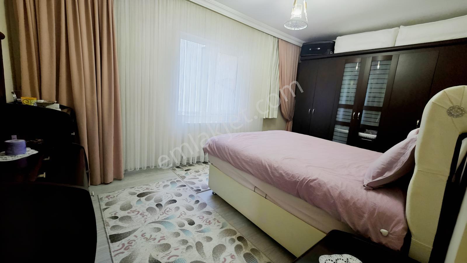 Gülveren Mah 3+1 Kat 1 İçi Yapılı 120 M2 Asansörlü Merkezi Konum — fotoğraf 8