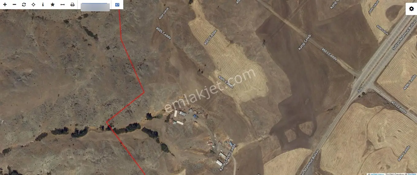Emlakmülk'Ten Aşağıyurtçu'Da Bulvara 500M Eşsiz Konumda Arsa