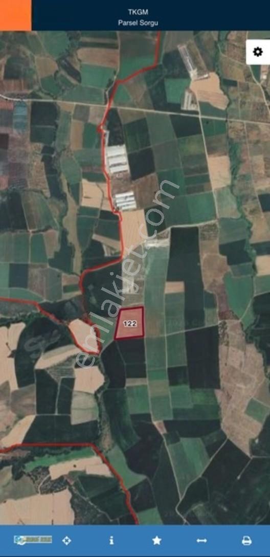 Karadağ Gayrimenkulden Emreköy'de Köşe Parsel Fırsat Tarla !! — fotoğraf 2