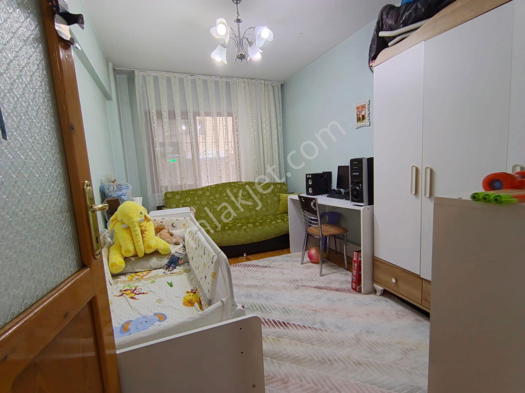 Remax Model Den Topraklık Mahallesinde Geniş 2+1 Satılık Daire — fotoğraf 7
