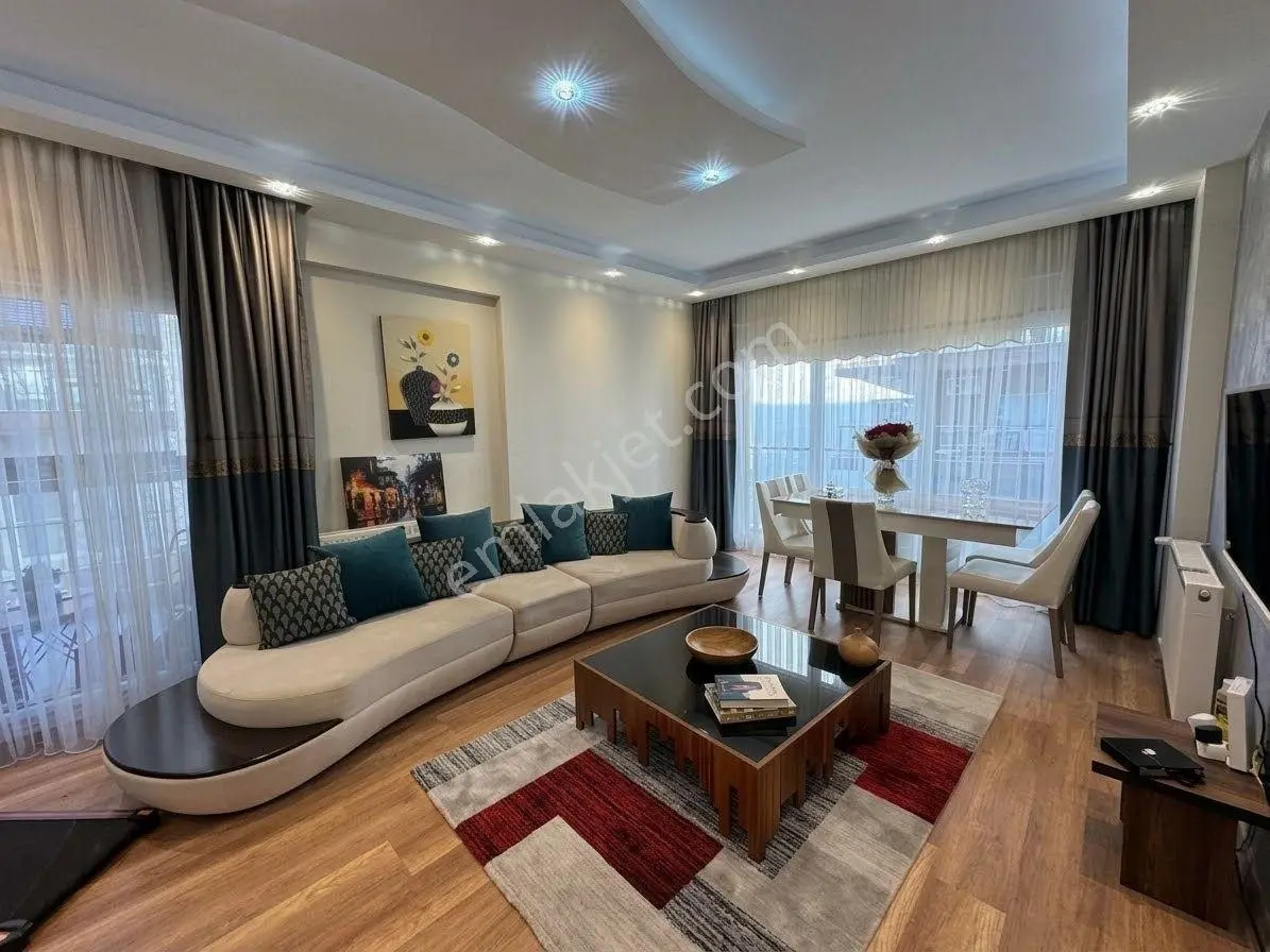 Bayraklı Yamanlar Zerrin Hanım Sitesi'nde Satılık 3+1 Havuz Manzaralı — fotoğraf 5