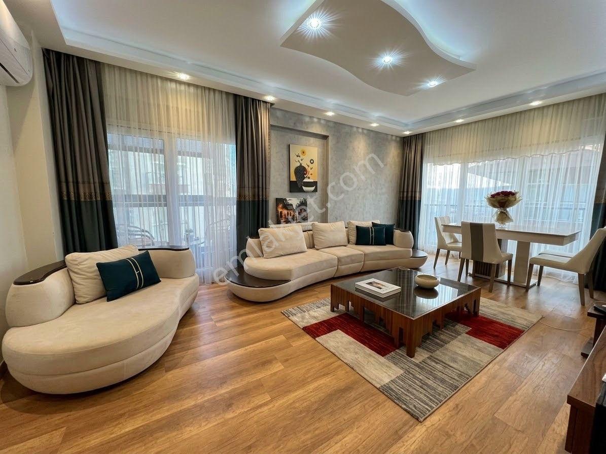 Bayraklı Yamanlar Zerrin Hanım Sitesi'nde Satılık 3+1 Havuz Manzaralı — fotoğraf 6