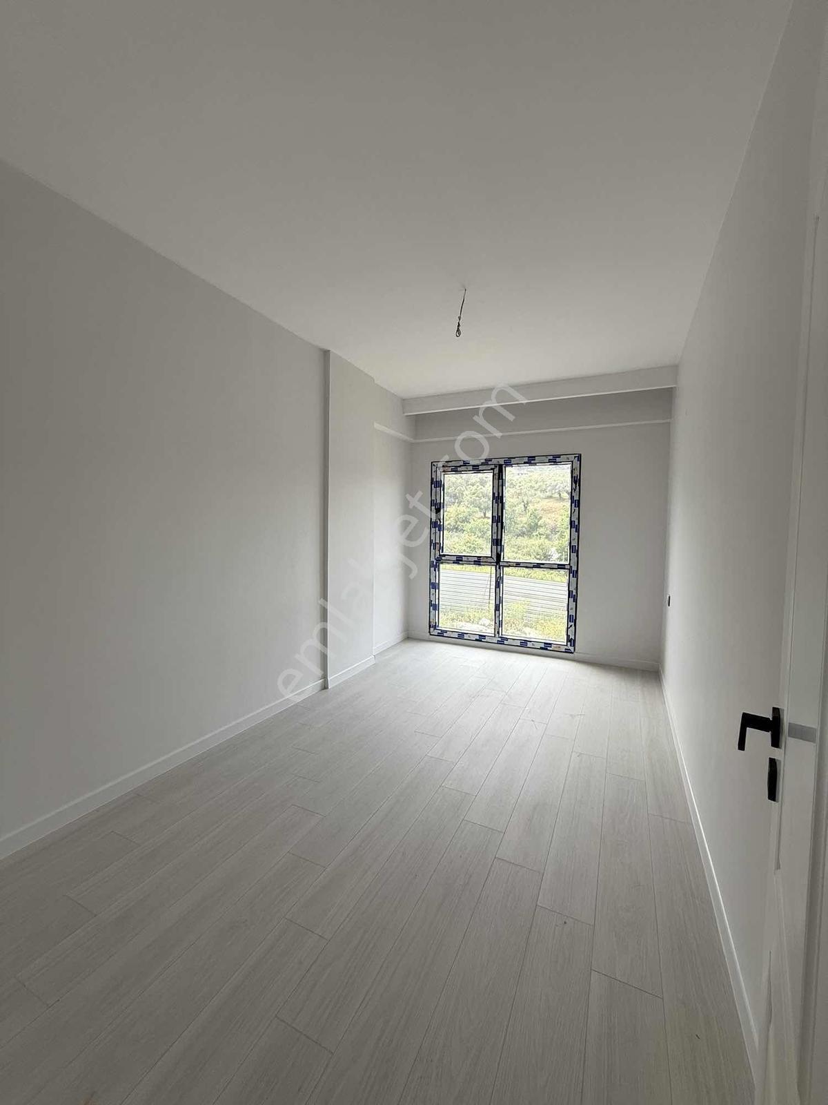 Nova'Dan Pavilion Garden'Da Satılık 3+1 Turgutlu Manzaralı