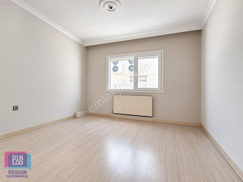 Merkezi Konumda Ana Cadde Cepheli 3+1 Köşe Daire — fotoğraf 10