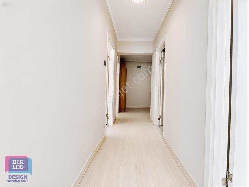 Merkezi Konumda Ana Cadde Cepheli 3+1 Köşe Daire — fotoğraf 14