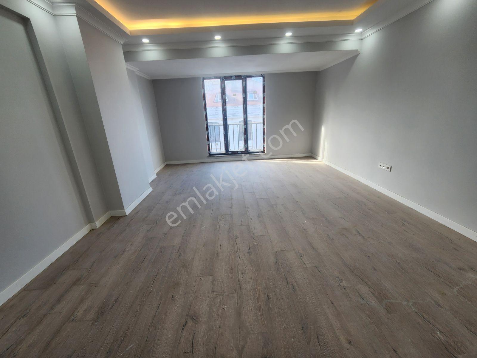 Yayla Çamlık Cad.üstünde Sıfır Binada 3+1 130m2 Asansörlü Dublex — fotoğraf 2