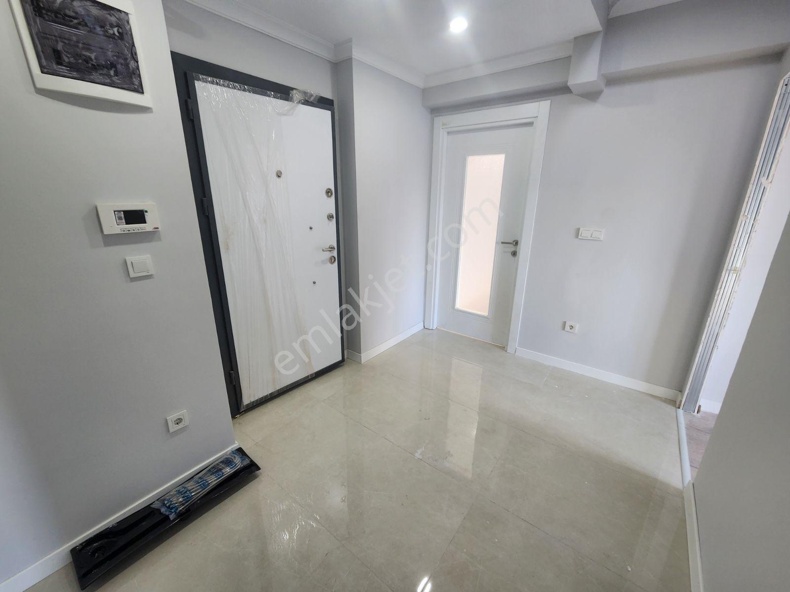 Yayla Çamlık Cad.üstünde Sıfır Binada 3+1 130m2 Asansörlü Dublex — fotoğraf 5