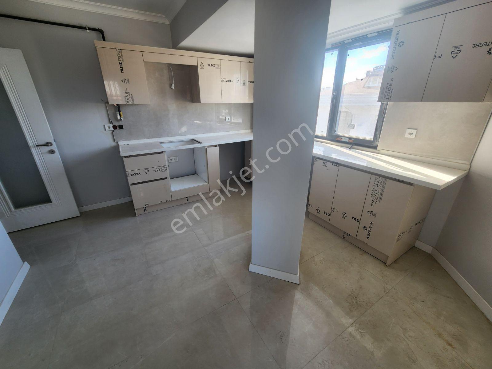 Yayla Çamlık Cad.üstünde Sıfır Binada 3+1 130m2 Asansörlü Dublex — fotoğraf 11