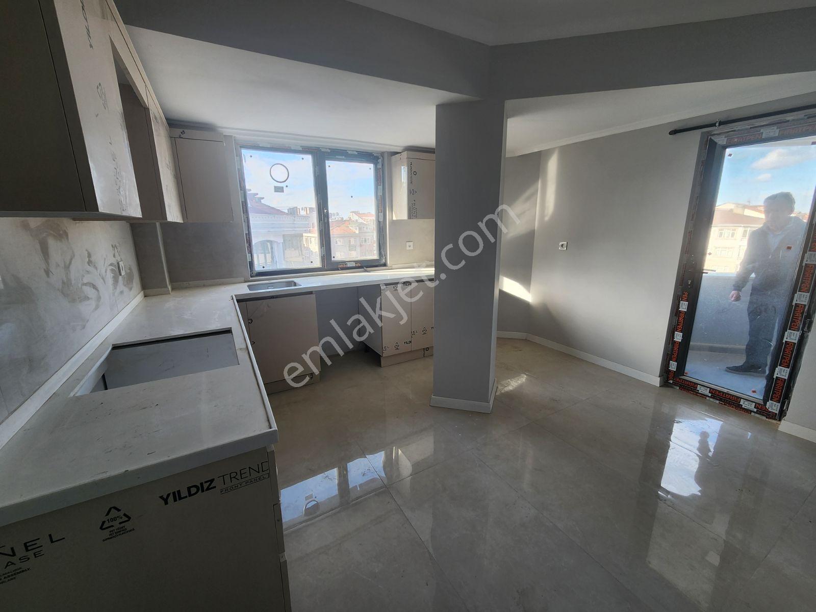 Yayla Çamlık Cad.üstünde Sıfır Binada 3+1 130m2 Asansörlü Dublex — fotoğraf 14