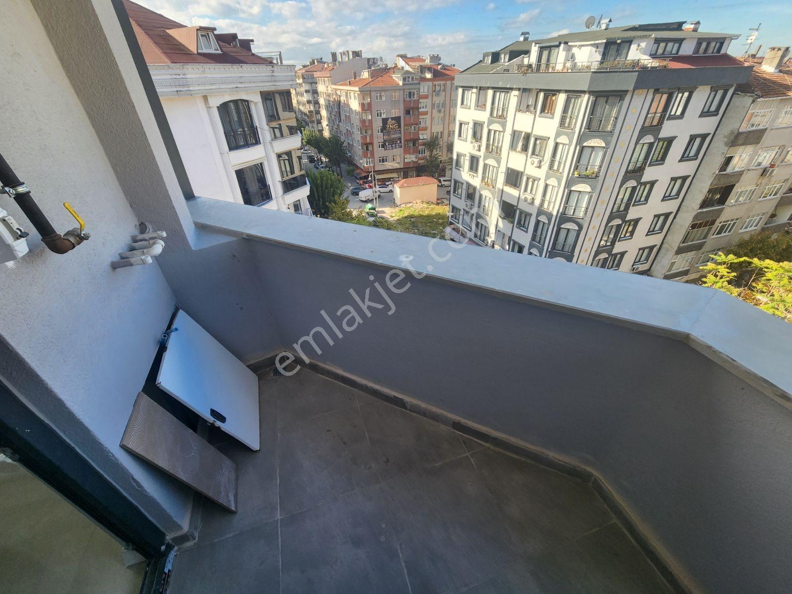Yayla Çamlık Cad.üstünde Sıfır Binada 3+1 130m2 Asansörlü Dublex — fotoğraf 17