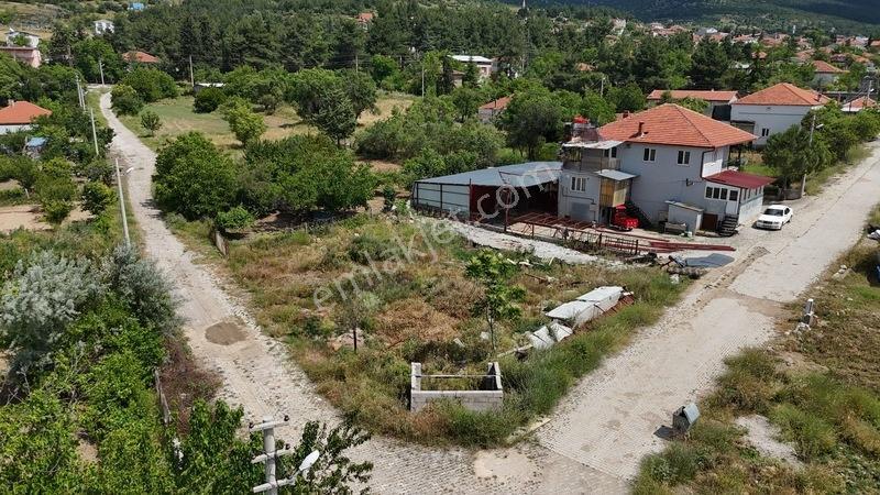 Baklan Merkezde Satılık 757m2 Merkezi Konumda Arsa — fotoğraf 6
