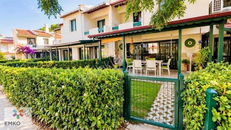 Özdere De Denize Sıfır Havuzlu Sitede 3+1 Satılık Villa (emko) — fotoğraf 18