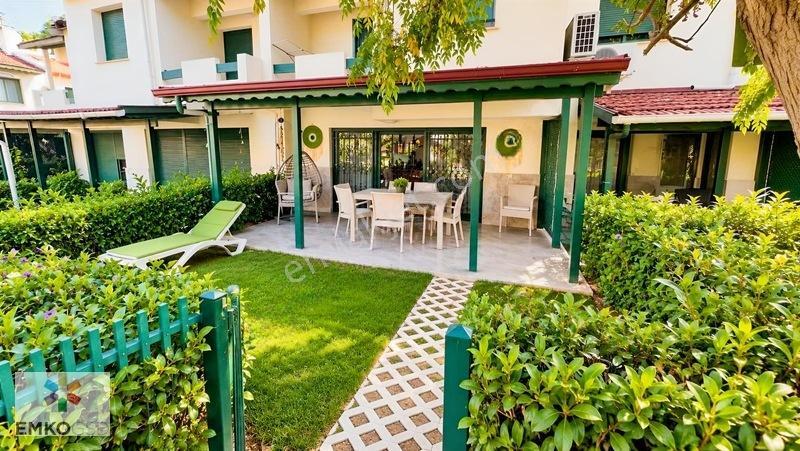 Özdere De Denize Sıfır Havuzlu Sitede 3+1 Satılık Villa (emko) — fotoğraf 19