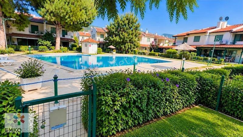 Özdere De Denize Sıfır Havuzlu Sitede 3+1 Satılık Villa (emko) — fotoğraf 21